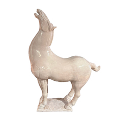 Cavallo in ceramica